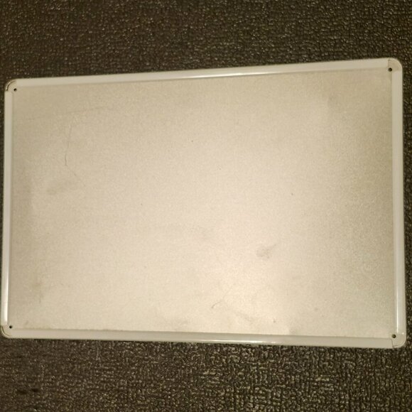 Guinness Green and Gold Vintage Sign - Picture 2 of 2